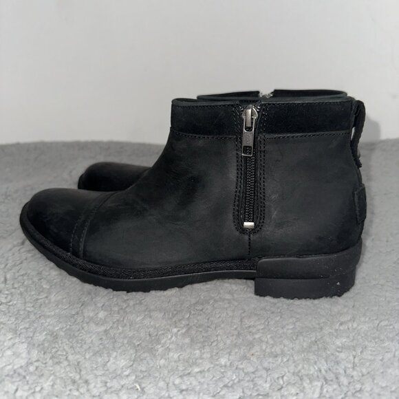 New! UGG Attell Waterproof Leather Bootie Black Size 7.5 1103832 - Picture 4 of 7
